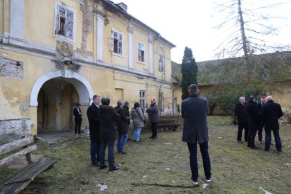 dvorac bilje