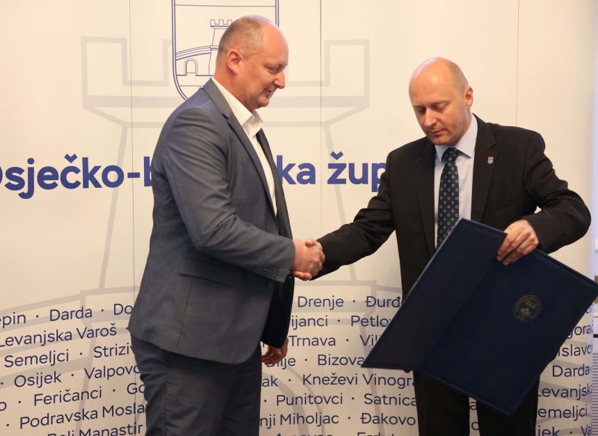 Povelje lokalne samouprave Osječko-baranjske županije OPĆINA ANTUNOVAC DAVOR TUBANJSKI